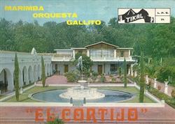 lyssna på nätet Marimba Orquesta Gallito - El Cortijo
