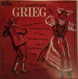 lytte på nettet The Berlin Symphony Orchestra - An Hour With Grieg