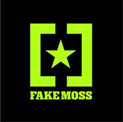écouter en ligne Fake Moss - Shes Smashing The Room Again