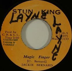 lytte på nettet Jackie Bernard - Magic Finger