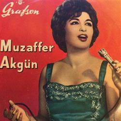 Album herunterladen Muzaffer Akgün - Ceviz Oynamaya Geldim Odana